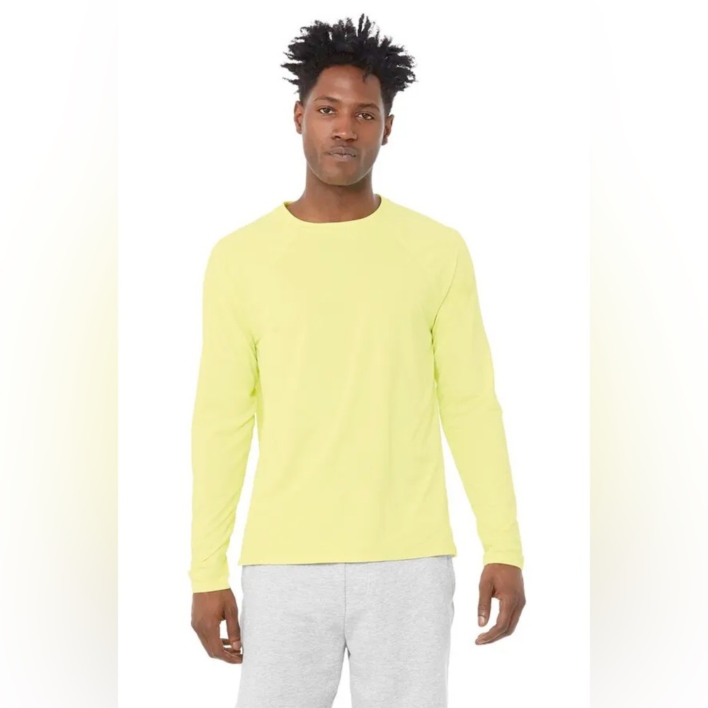 Alo Men's Idol Long Sleeve Performance T-Shirt Neon Shock Yellow M